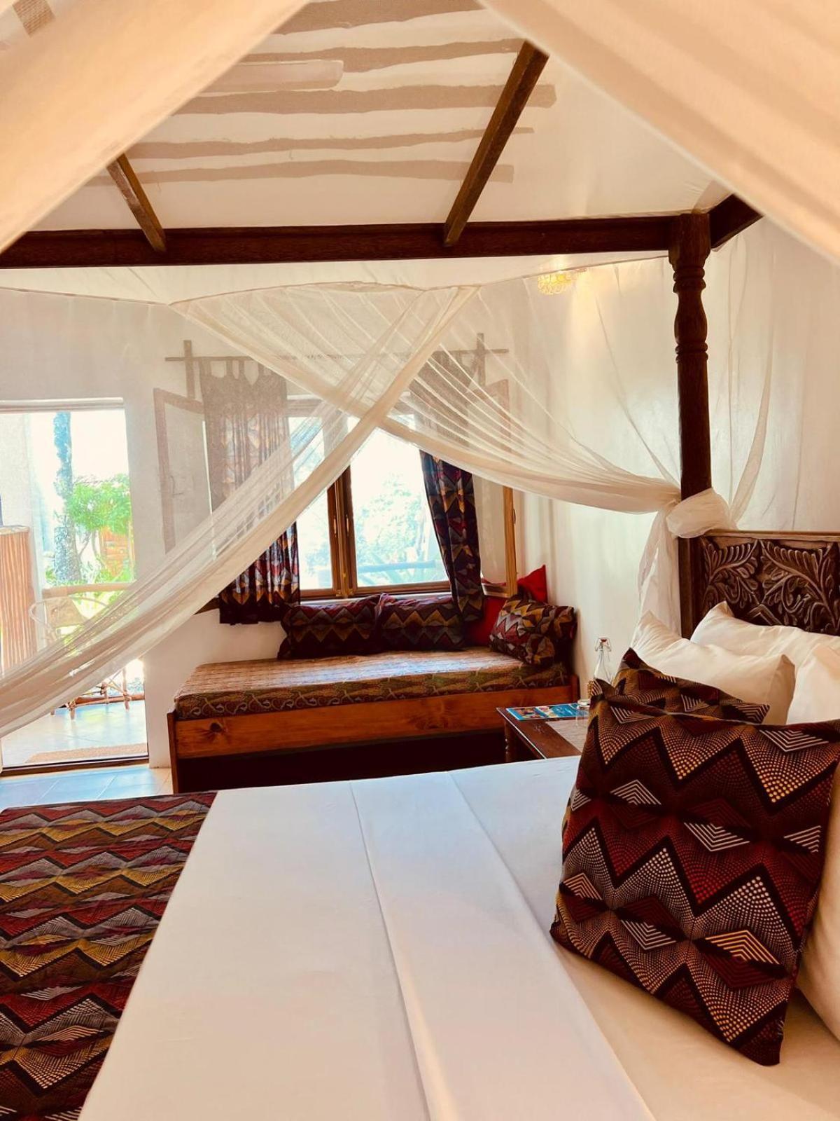 Helwas Zanzibar Beach Hotel Буэхуу Экстерьер фото
