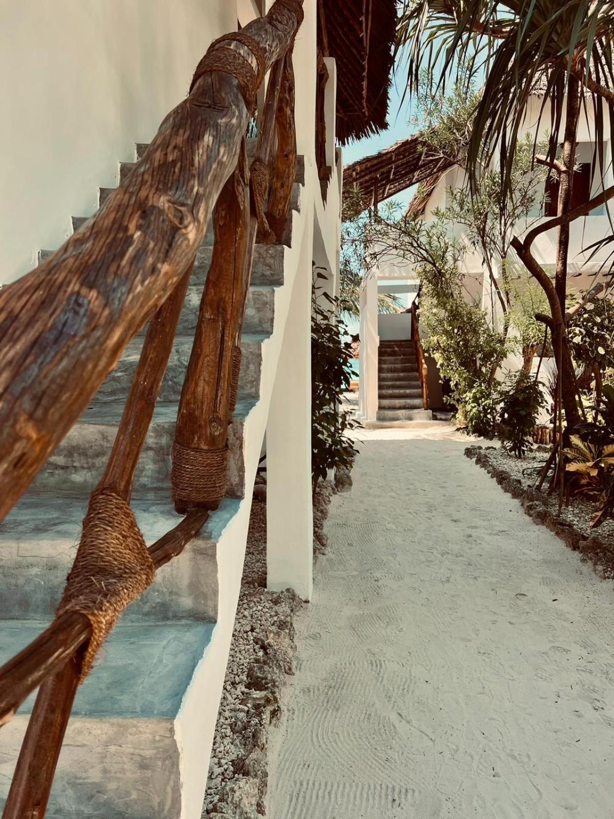 Helwas Zanzibar Beach Hotel Буэхуу Экстерьер фото