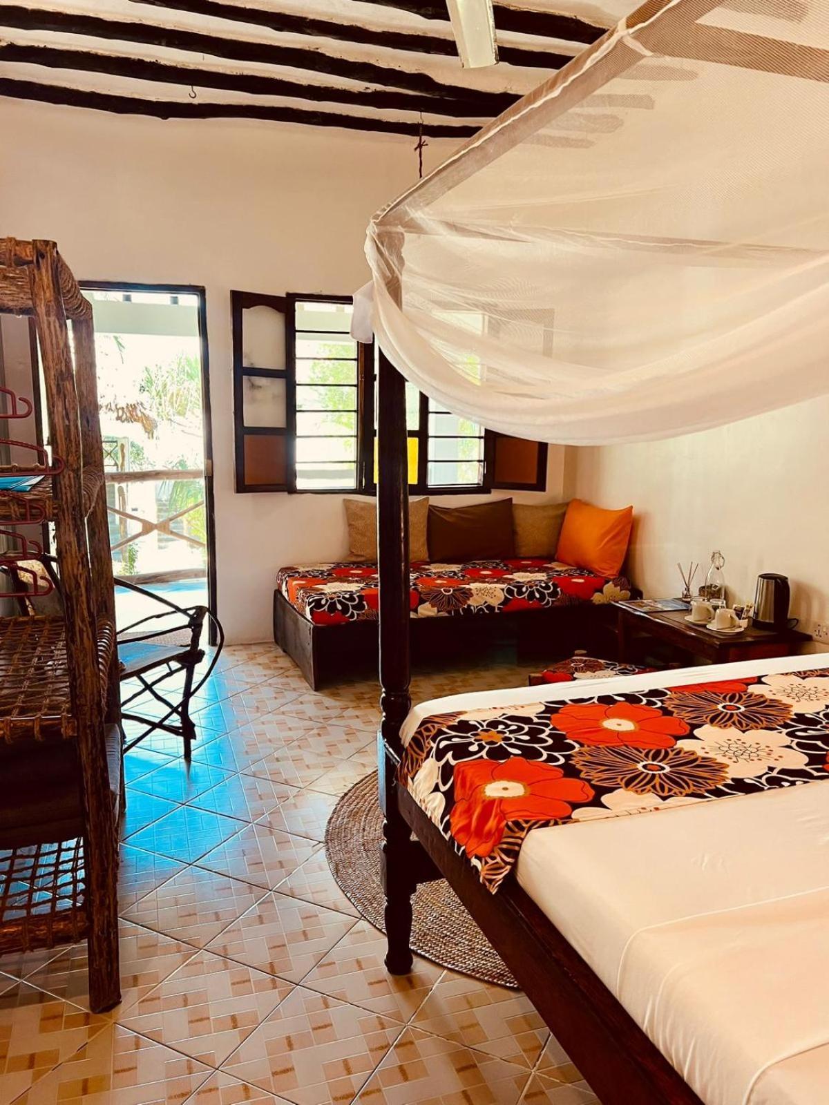 Helwas Zanzibar Beach Hotel Буэхуу Экстерьер фото